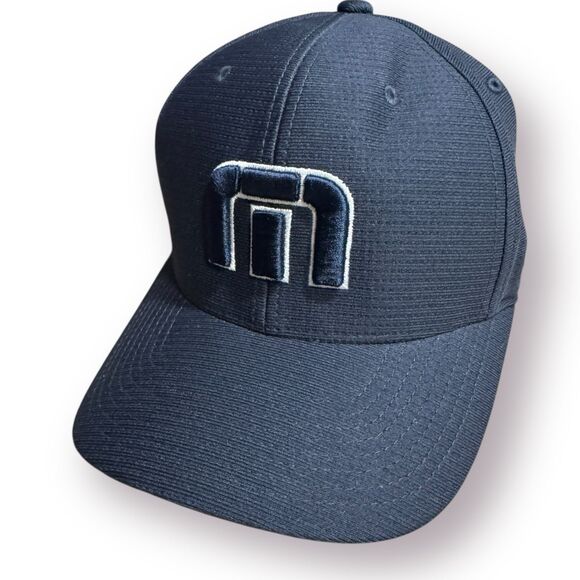 Travis Mathew Golf Cap Hat Mens Large-XL Navy Blue Stretch‎ Flex Cap - Picture 1 of 3